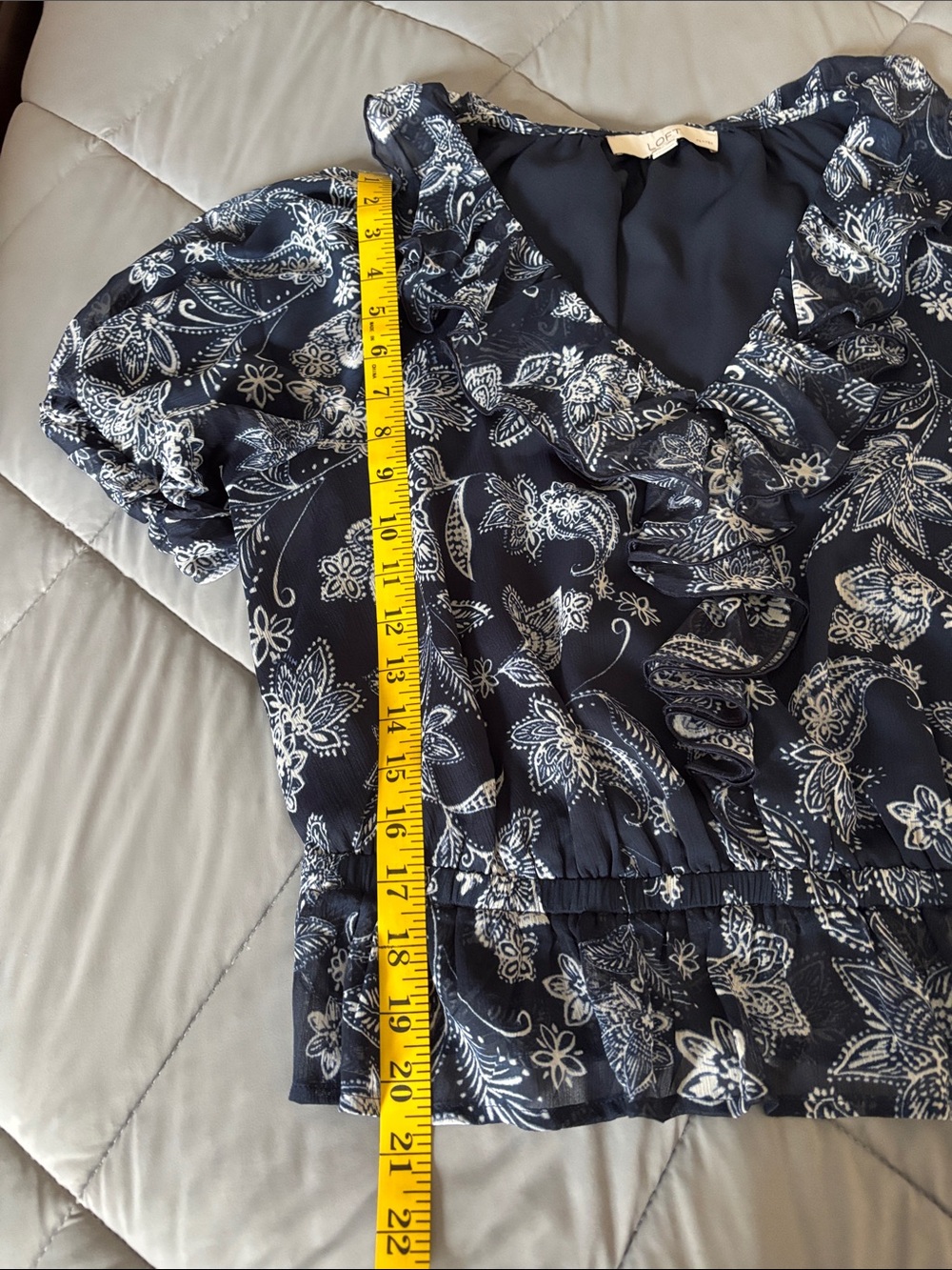 LOFT blouse - Picture 7 of 7